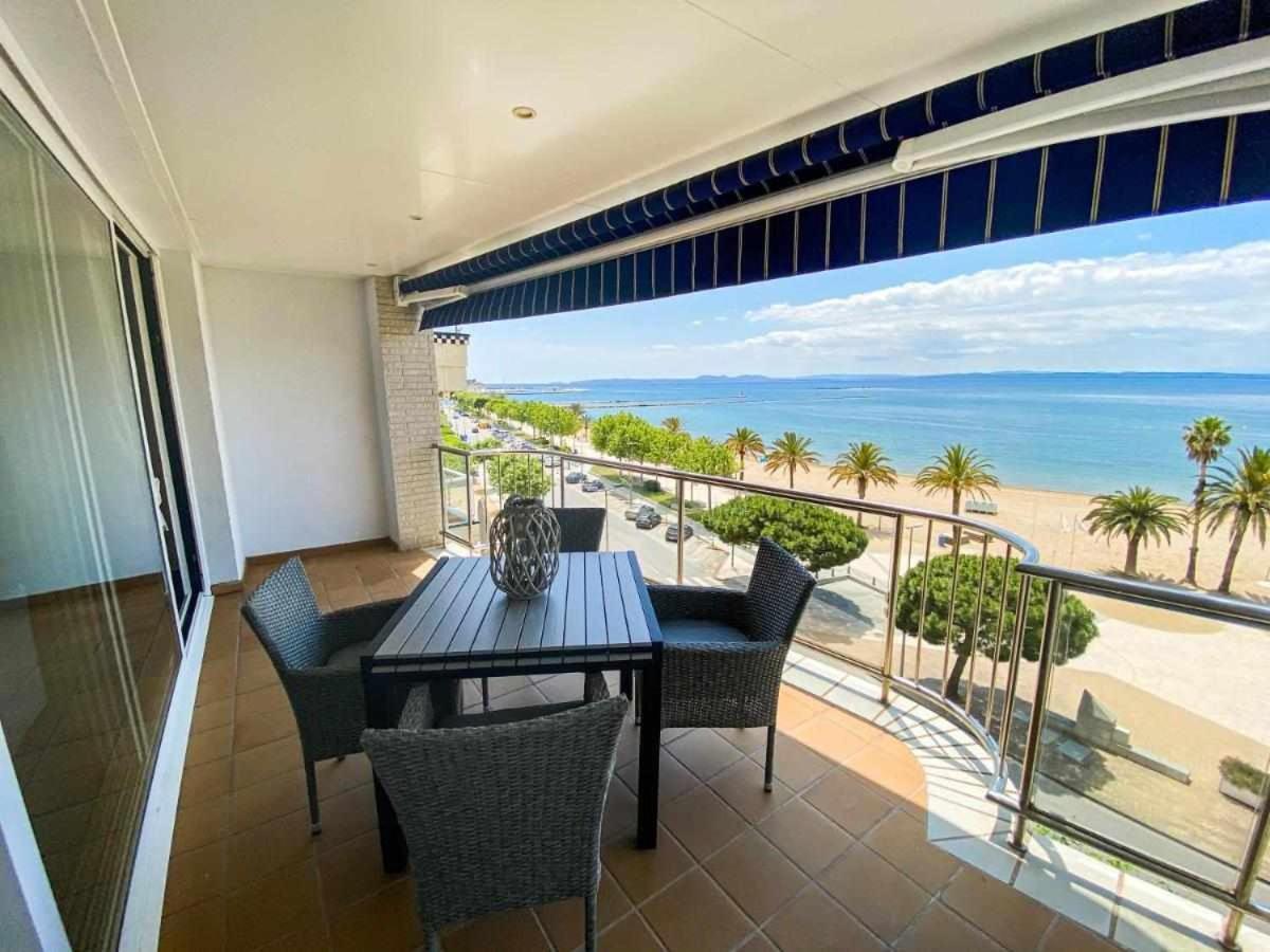 Ferienwohnung Roses Casc Antic Sl Avda Rodhe Exterior foto